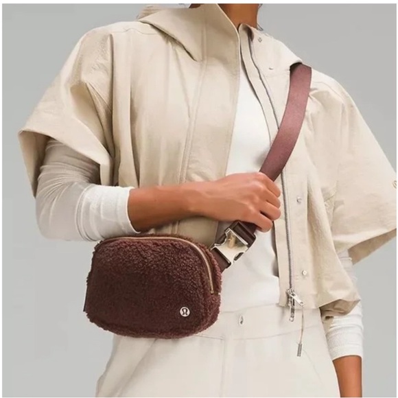 Lululemon Brown Fleece Belt Bag - Picture 1 of 8